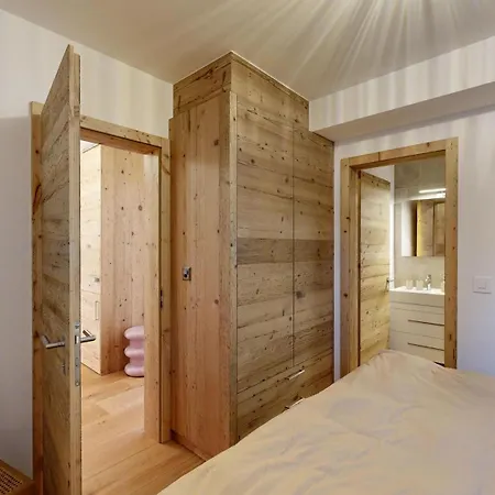 Chesa Marquardt Apartment St. Moritz