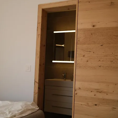 Luxury Lakefront Apartamento St Moritz